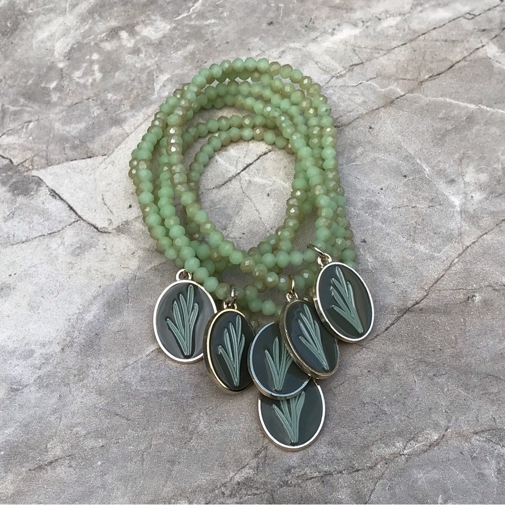 Green Bracelets,Gold Bracelets, Charms Bracelets View 3